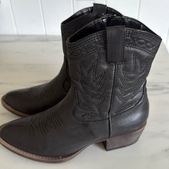 Free People Shoes Coconuts By Matisse Platino Womens Vegan